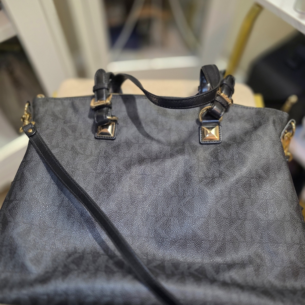 Sold - Picture 6 of 12